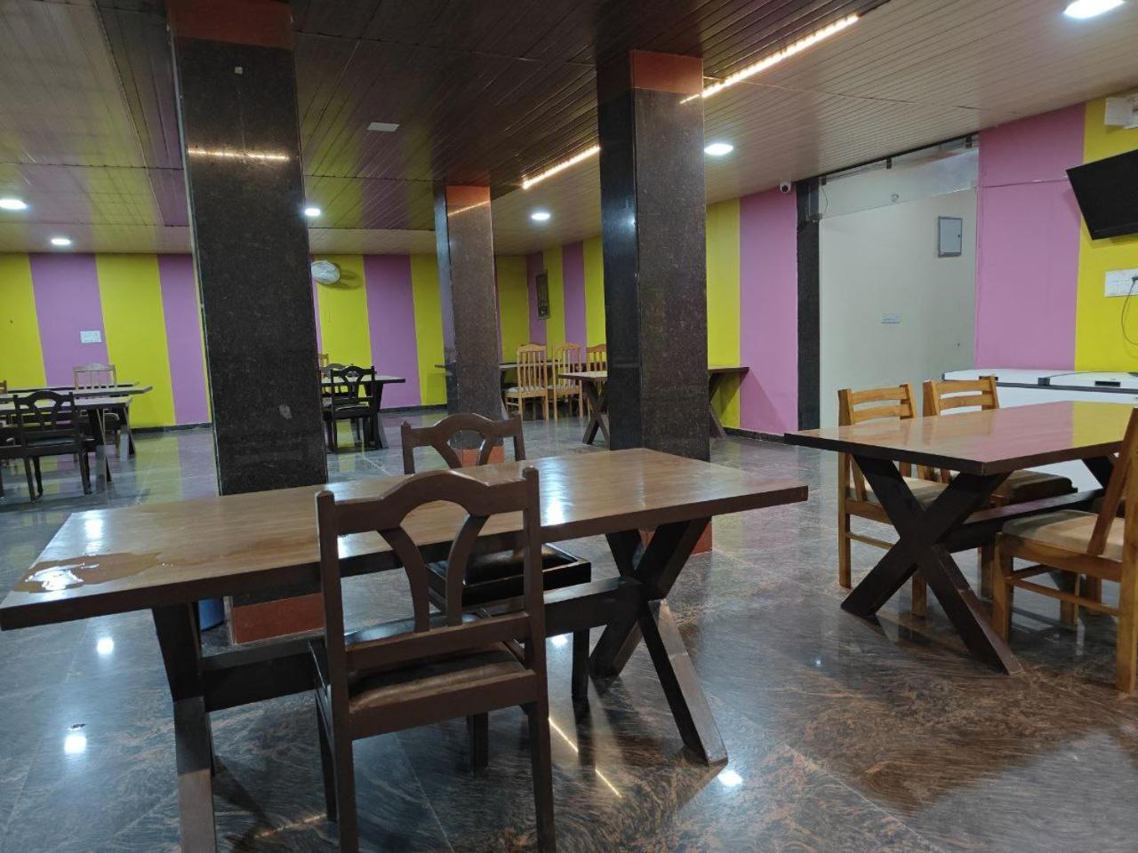 Hotel Shyam Sarover And Restaurant Ringas Exterior photo