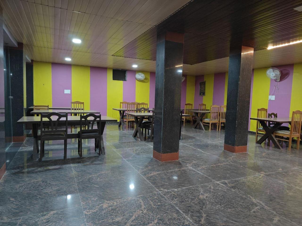 Hotel Shyam Sarover And Restaurant Ringas Exterior photo